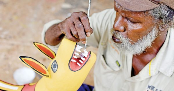 Aurukun artists off to Sydney for gallery opening