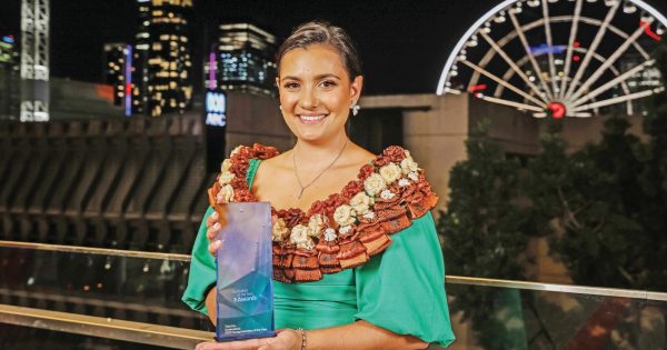 Bowls, golf, donuts and awards for Australia Day