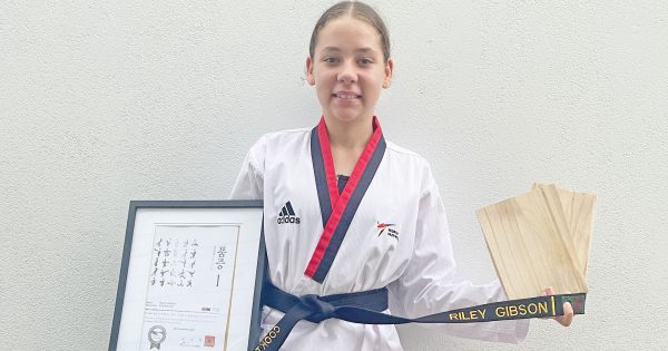 Teenager notches one in a 1000 milestone