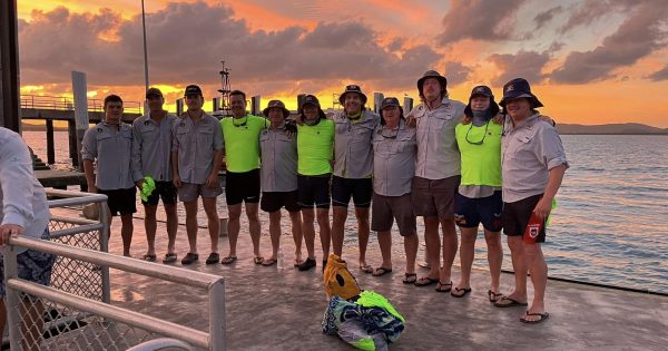 From the Cape to PNG: Charity rowers first in the world to make it across Torres Strait