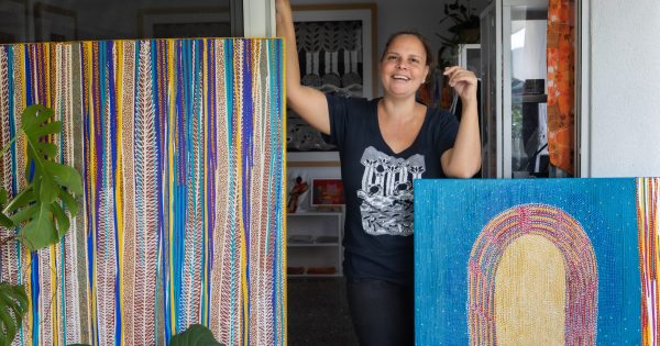 UMI Arts artistic director celebrates 10 years promoting Cape and Torres artists