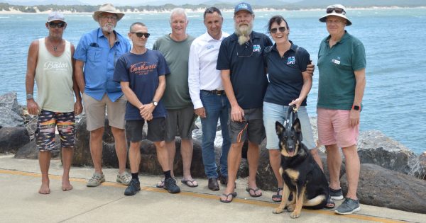 Kempton kickstarts second Cooktown pontoon plan with $500,000 pledge