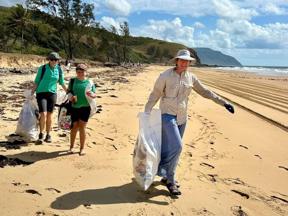 North Shore beach cleanup