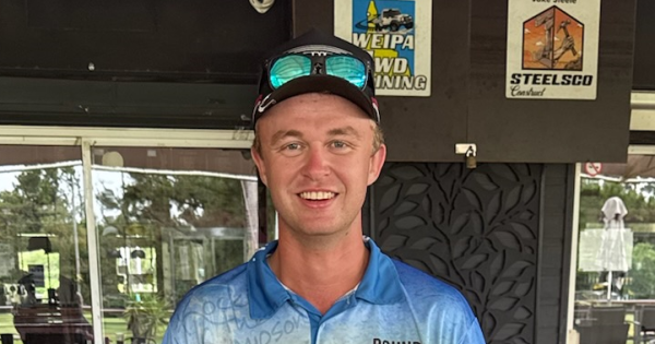 Smith bests small field to secure maiden Dawnbusters win