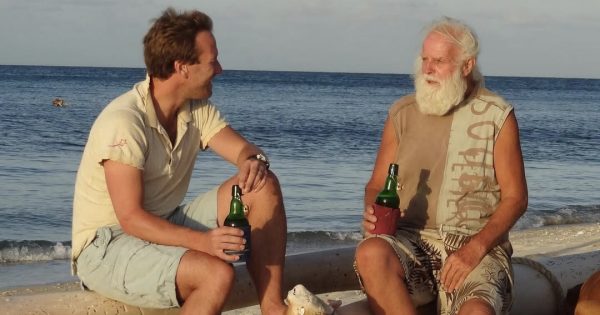 Tributes flow for beloved Cape York castaway Dave Glasheen, 81