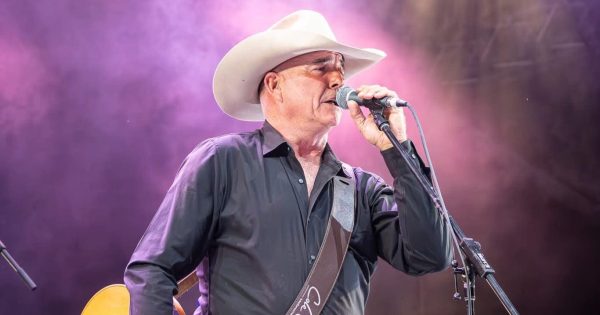 Blundell ready to hit right notes to stir up Weipa country music frenzy