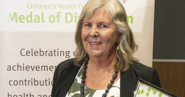 Cape York midwifery leader wins Medal of Distinction