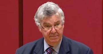 Former Father of the Senate 'Bozzie' dies aged 85